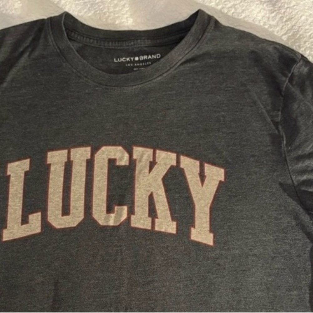 Lucky Brand “Lucky” tshirt men’s sz Med Heather Grey short sleeve